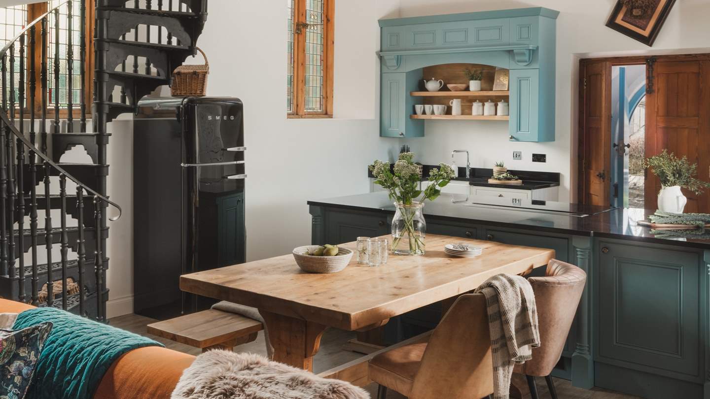 The kitchen lies to the right of the front door as you walk in and is fully equipped with everything you need to rustle up a perfect feast