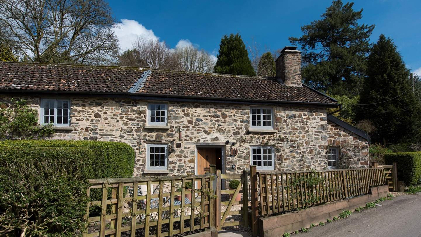 This gorgeous 18th century stone cottage is totally idyllic.