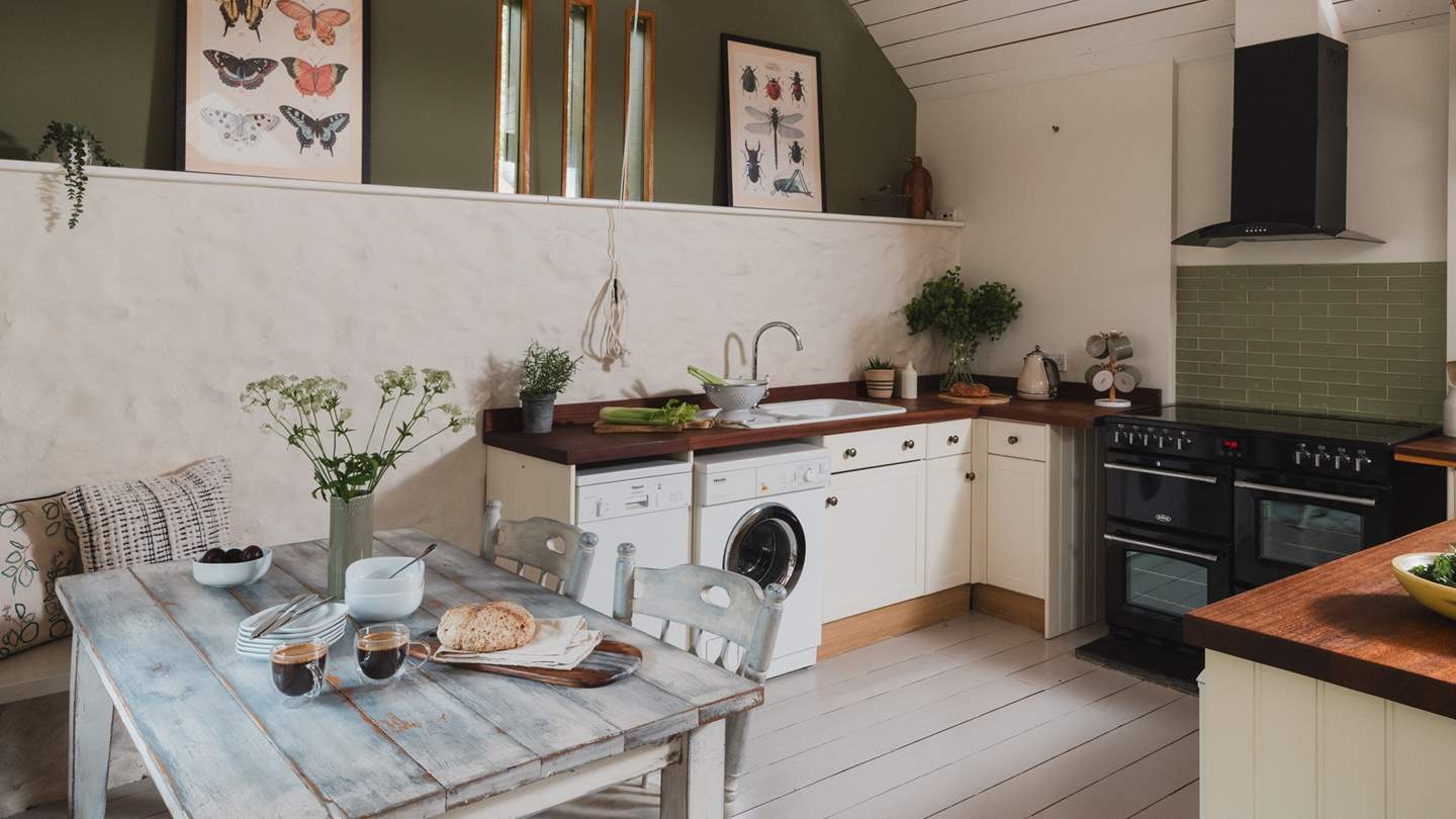 The cute kitchen has everything you'll need to cook for your loved ones