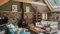 Beautifully situated in the idyllic Devon countryside, Buddle Barn promises use of an indoor swimming pool and is perfect for couples or families...