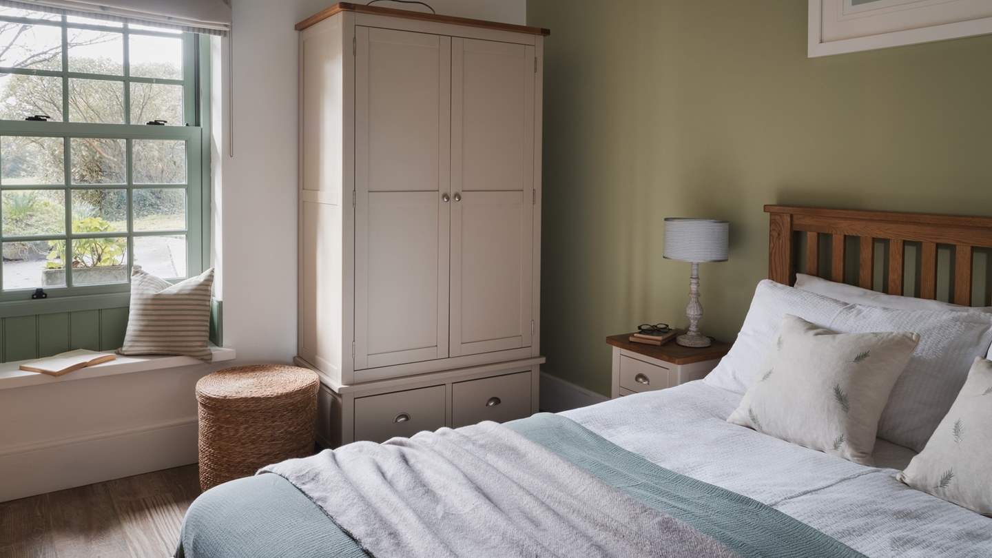 Calling for slow mornings and restful nights, the bedroom is simply a delight