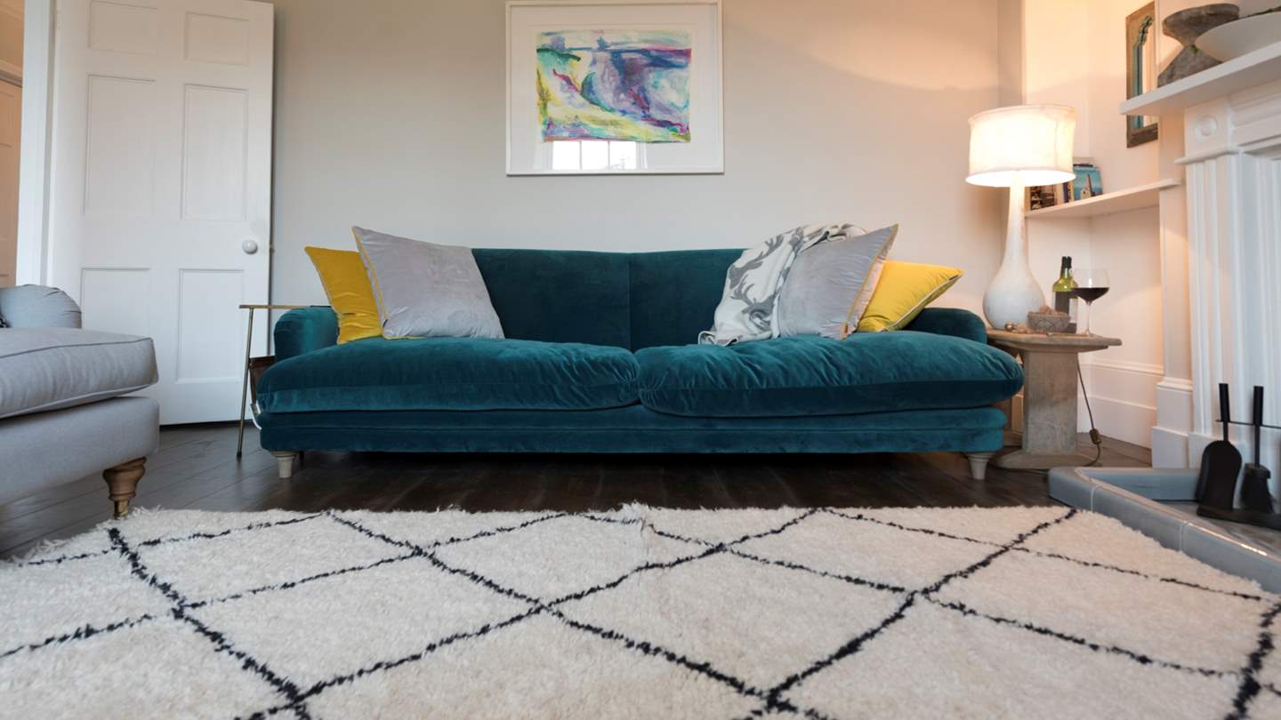 Lazing is chic in the stunning sitting room at Fentonluna