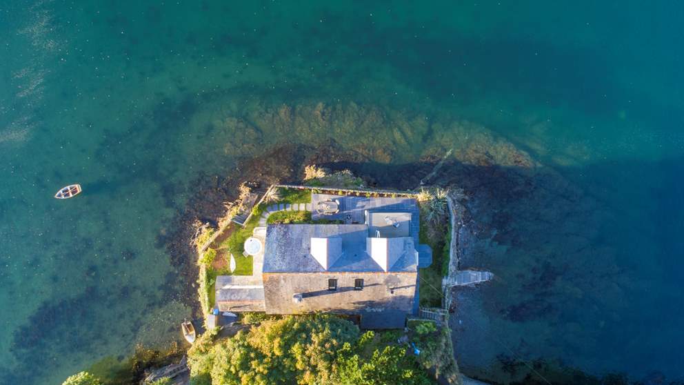 Enjoy Boutique Luxury At On The Rocks Gillan