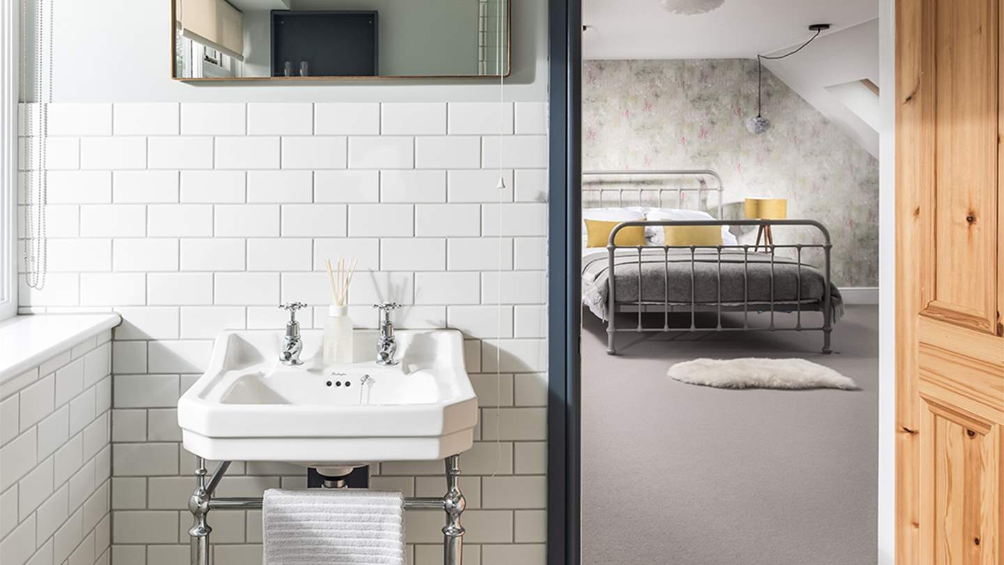 The ensuite shower room, with a lovely walk-in shower 