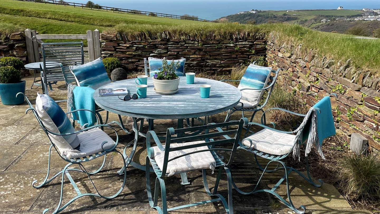 Located in an area of Outstanding National Beauty, enjoy the stunning panoramic views of the North Cornish coast 