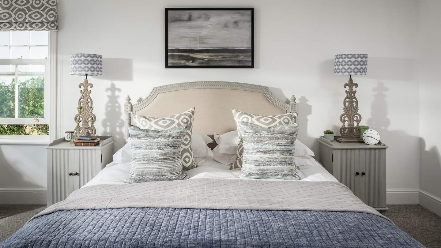 The immense super-king bed in the master bedroom - you'll never want to get up!