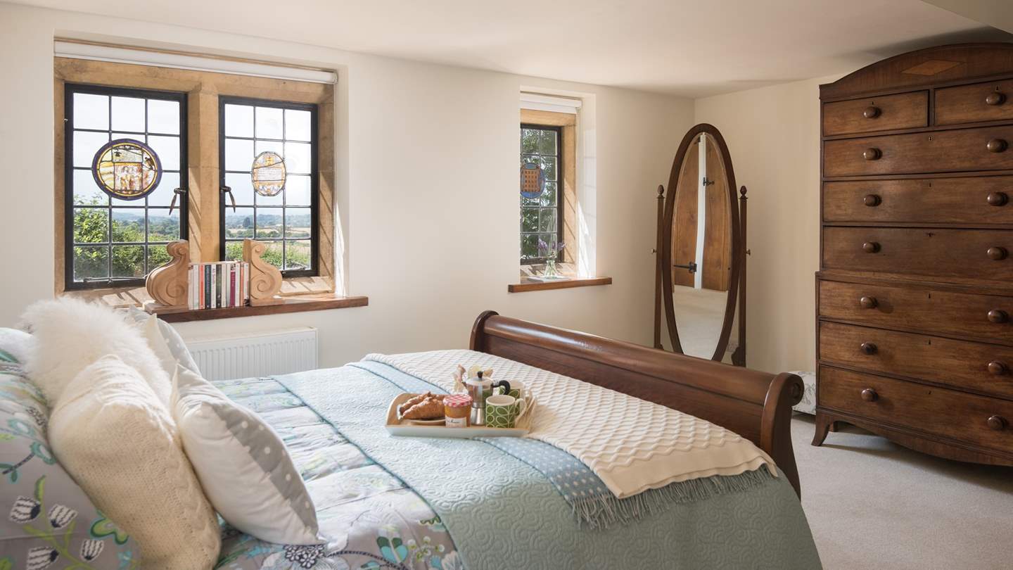 Wake up to that breathtaking countryside view of Somerset. 