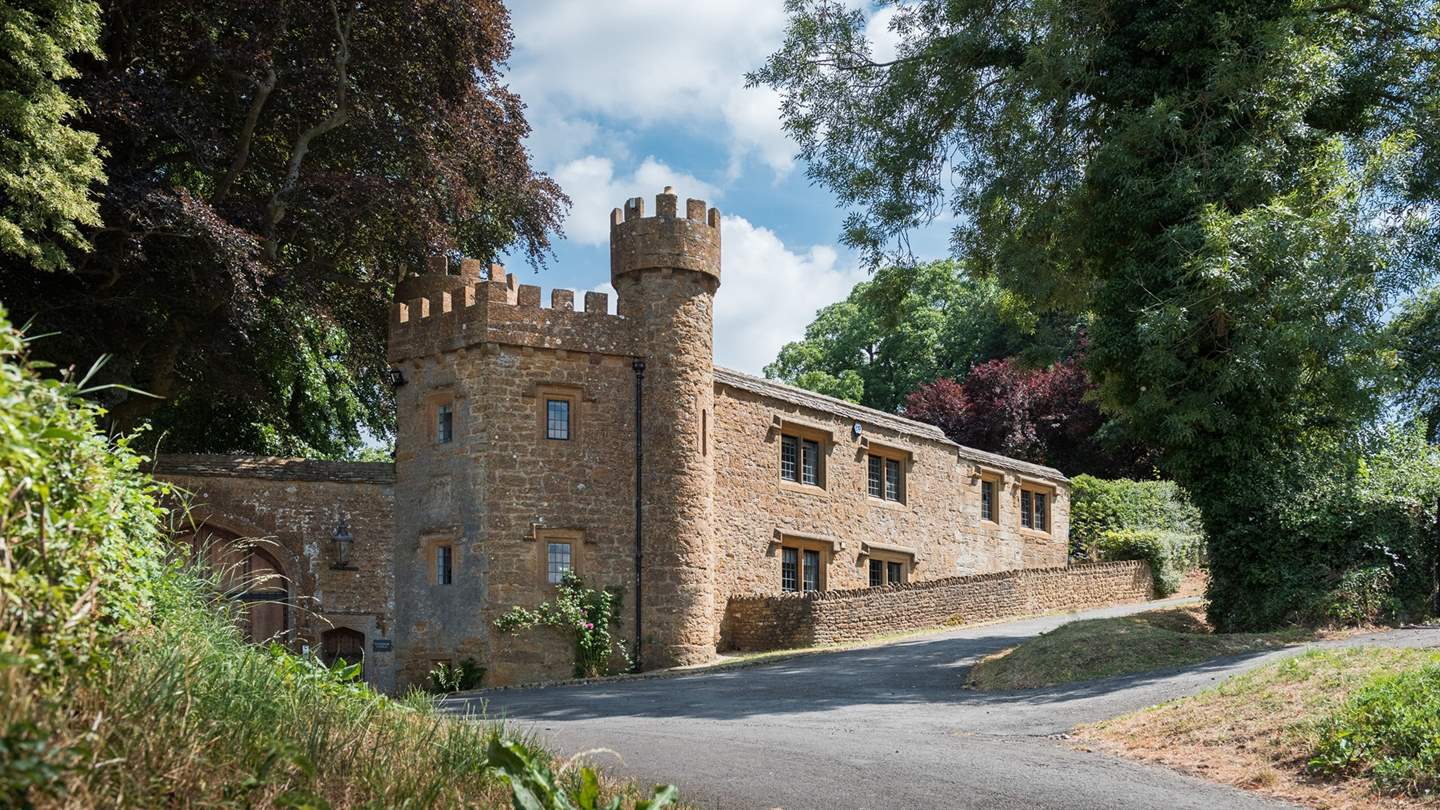 This 18th century gate lodge is straight out of a fairy tale. 