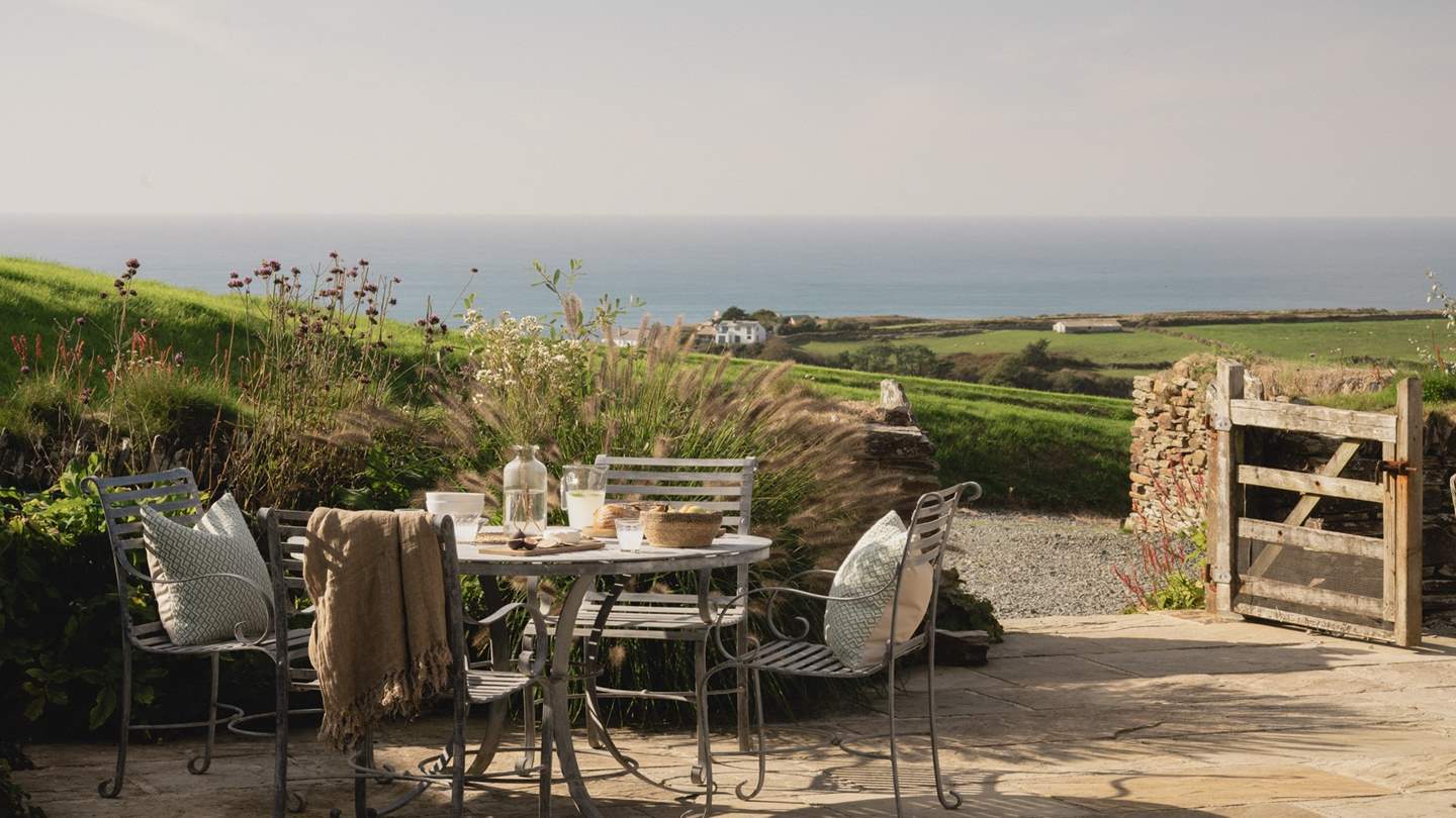 Seek a luxury escape to the Cornish coast at our clifftop retreat for four, with ocean views and tasteful interiors