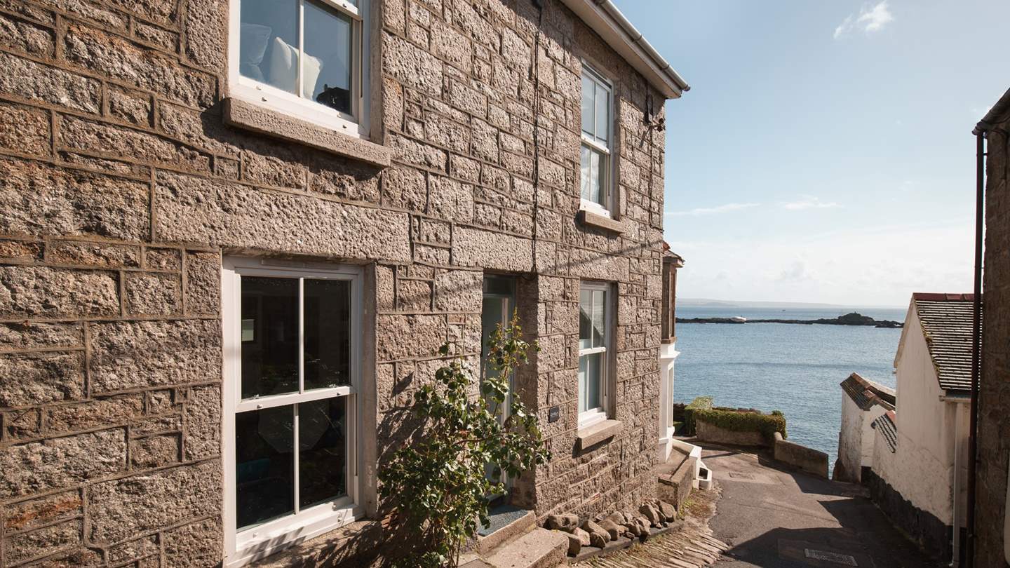 Nestled in the iconic fishing village Mousehole resides our stunning cottage for four