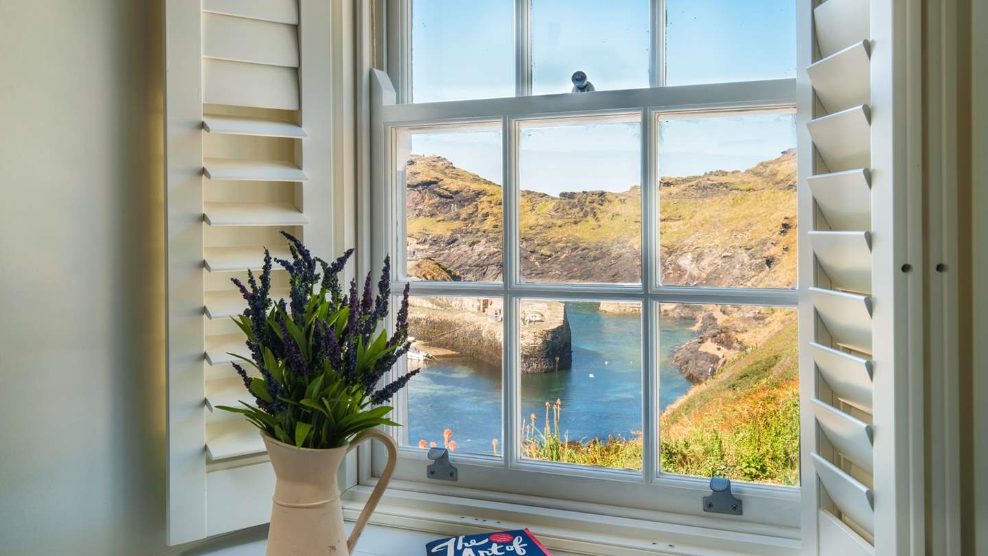 The last house before the sea, Anchor Cottage has uninterrupted sea views - totally blissful!