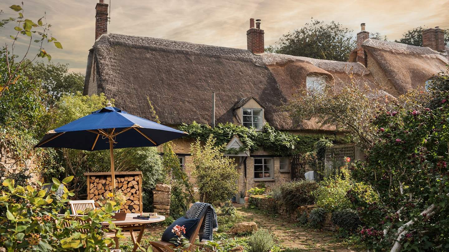 Quintessential country charm awaits at our thatched abode nestled in the village of North Aston