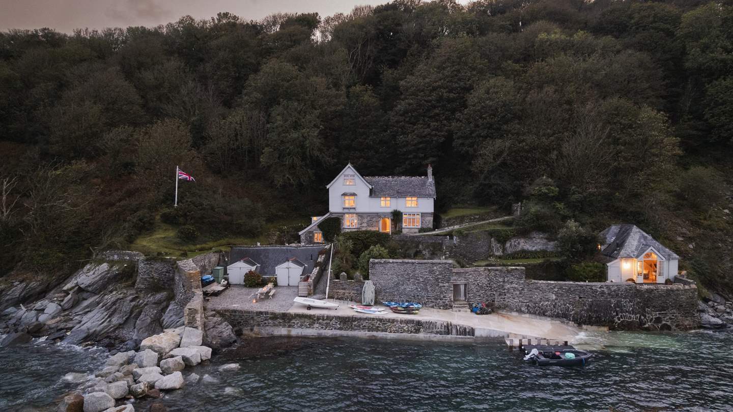Uncover the magic of our secret coastal homestay, set on the water's edge near Fowey...