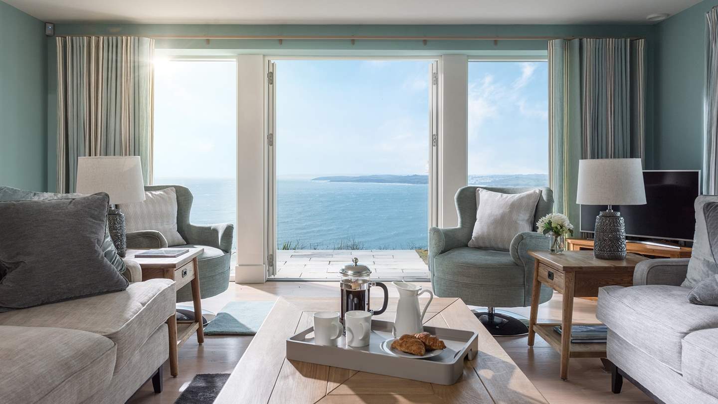 Welcome to our heavenly coastal home stay, Tredeanne