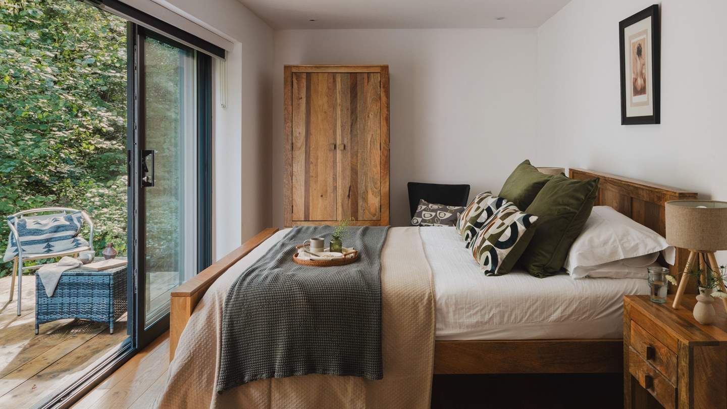 Admire vistas of the River Yealm from the comfort of the cosy king sized bed