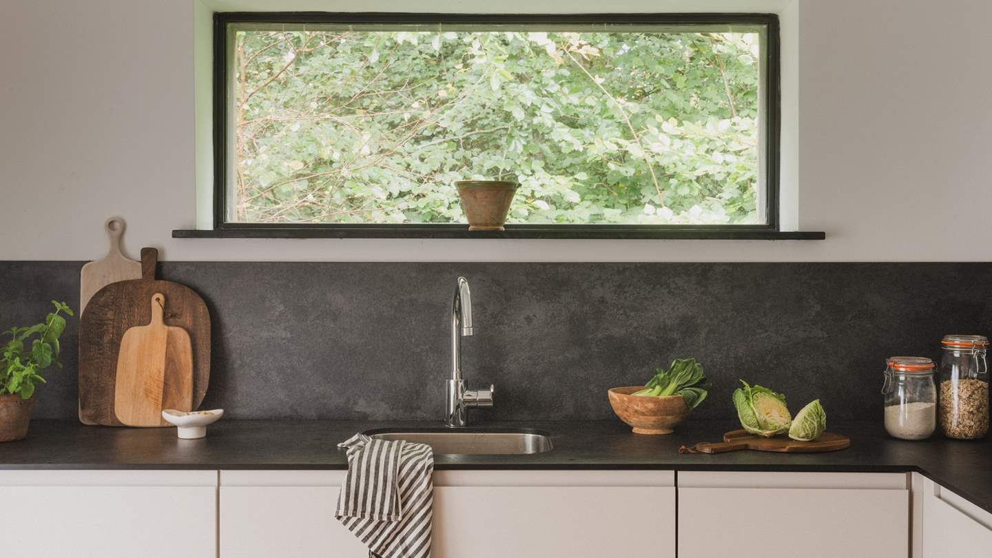 Admire the charm of leafy vistas whilst preparing staycation suppers...