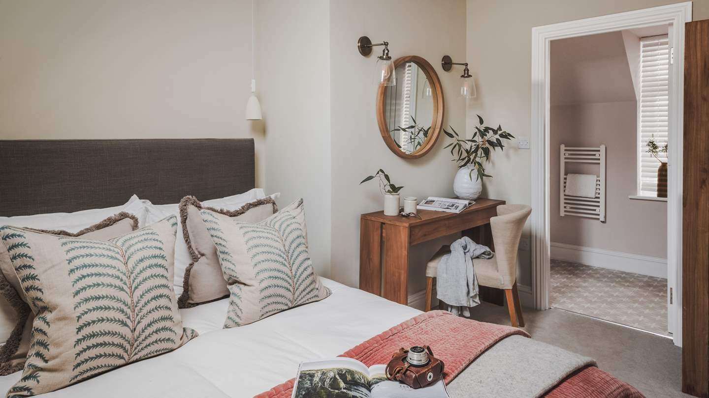 Set below a gently shelving ceiling, an irresistibly comfortable king-size bed beckons for blissful nights of sweet repose