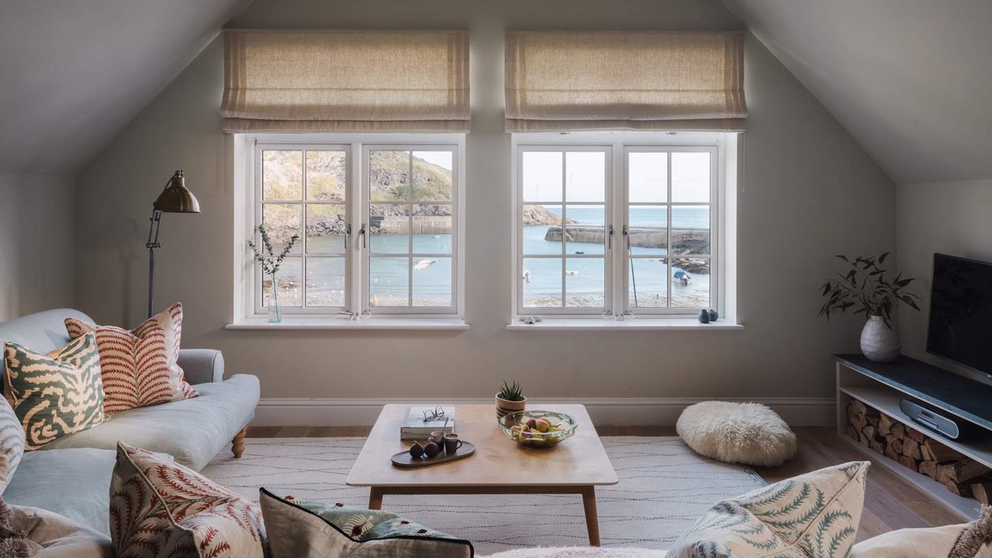 The epitome of seaside living, this stunning retreat resides next to the shores of Port Isaac