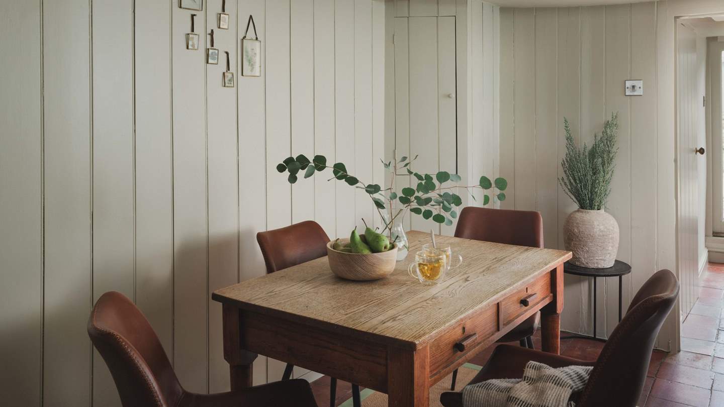 Long lunches and decadent dinners are a must whilst enjoying your dreamy Cotswolds staycation
