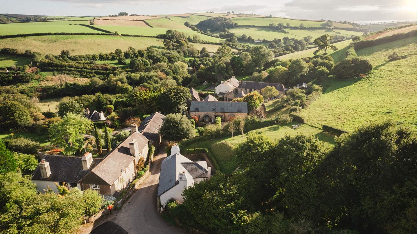 Situated in the South Hams in a pretty village setting, it's the perfect spot from which to enjoy long country walks