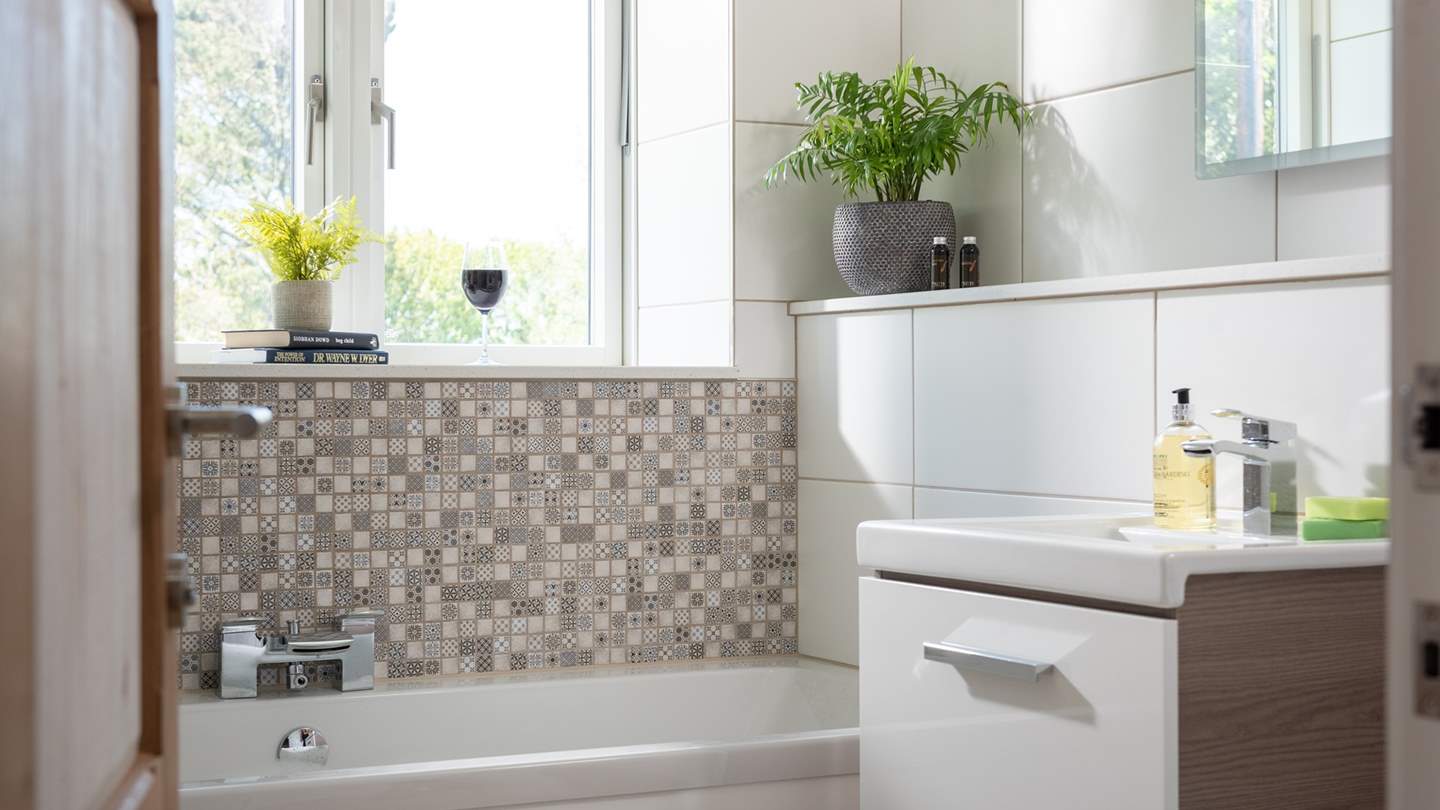 The perfect spot for long, luxurious soaks!