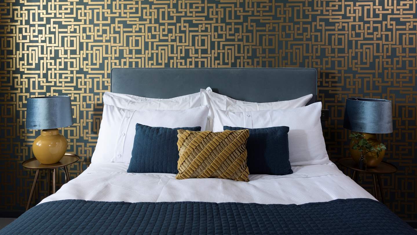 Drift off on this wonderful bed, swathed in the most beautiful linens, cushions and throws