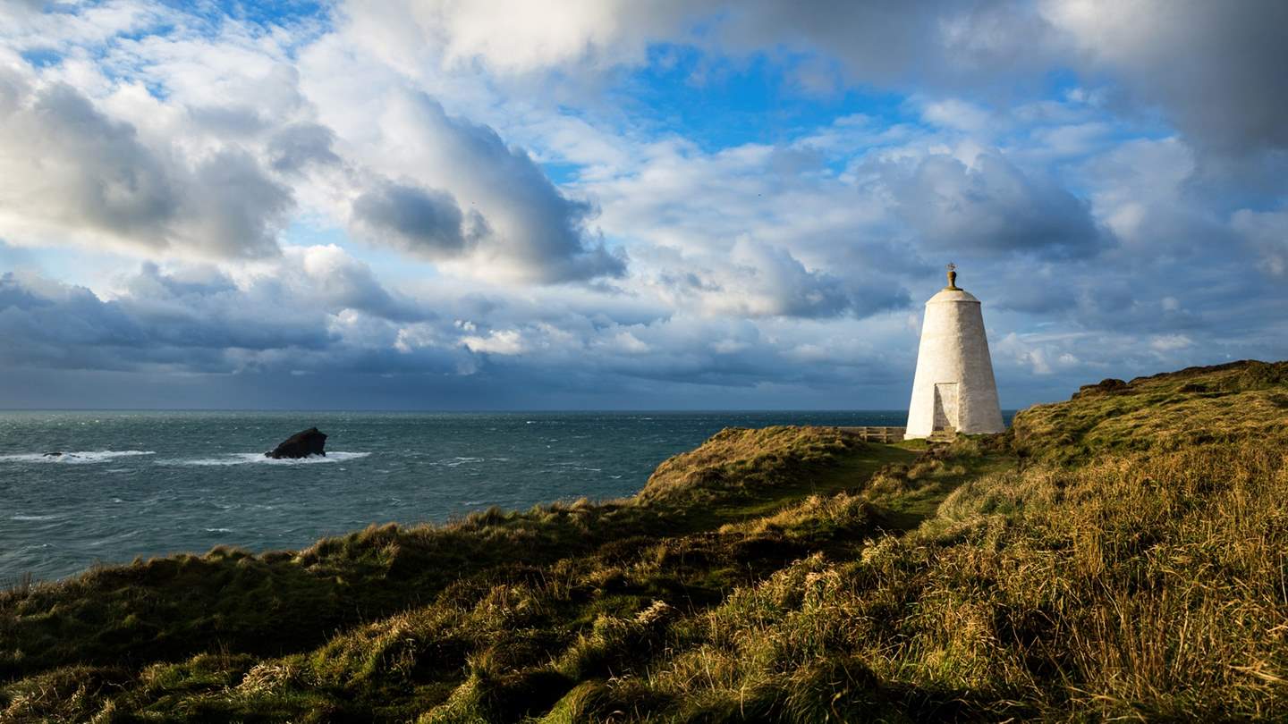 Nestled on the north Cornish coast, Portreath is a charming and historically important fishing port that lies between the ancient mining towns of Redruth and Camborne