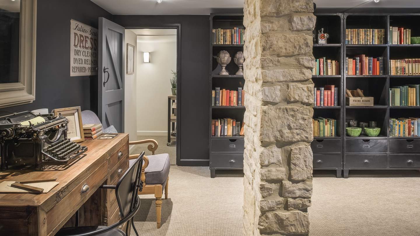 The downstairs has a library of amazing vintage books