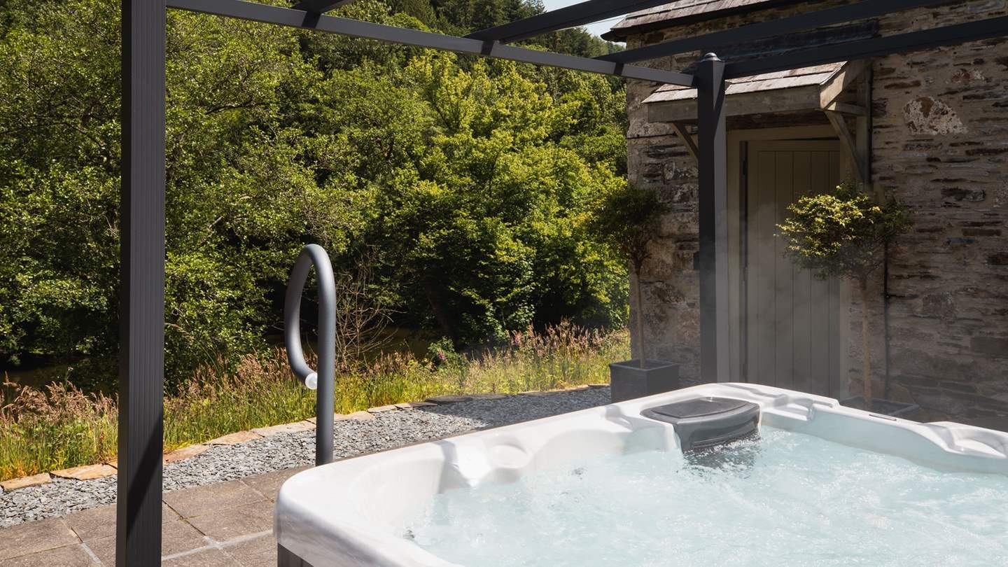 Heavenly hot tub moments await...