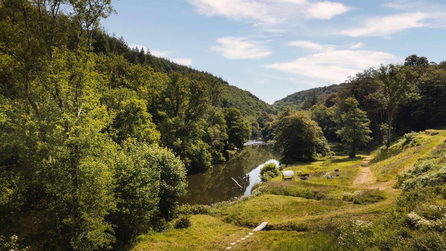 Aurora's surroundings are rich in wildlife