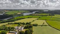 Tremayne Farmhouse is nestled in the heart of rolling Cornish countryside, yet close to the idyllic Frenchman's Creek and dreamy Helford River