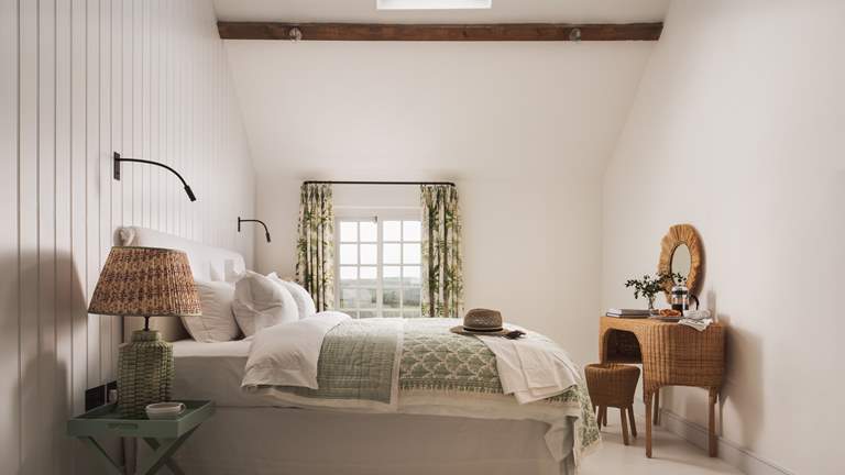 Fernleigh Cottage - Sleeps 2 + cot - Burton Bradstock