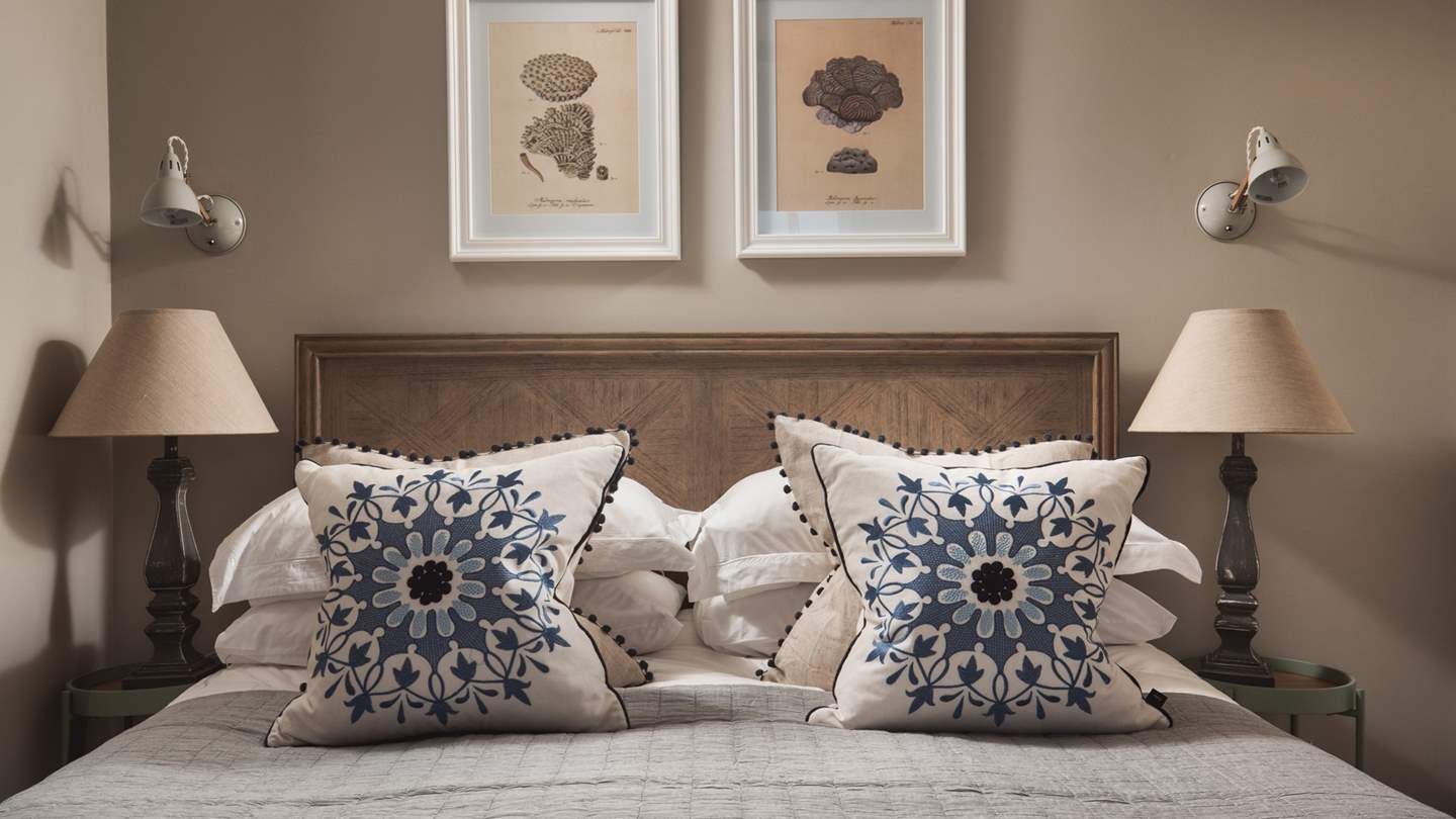 All the beds are swathed in Egyptian cotton bedlinen, gorgeous throws and luxurious cushions, making bedtime a joy.