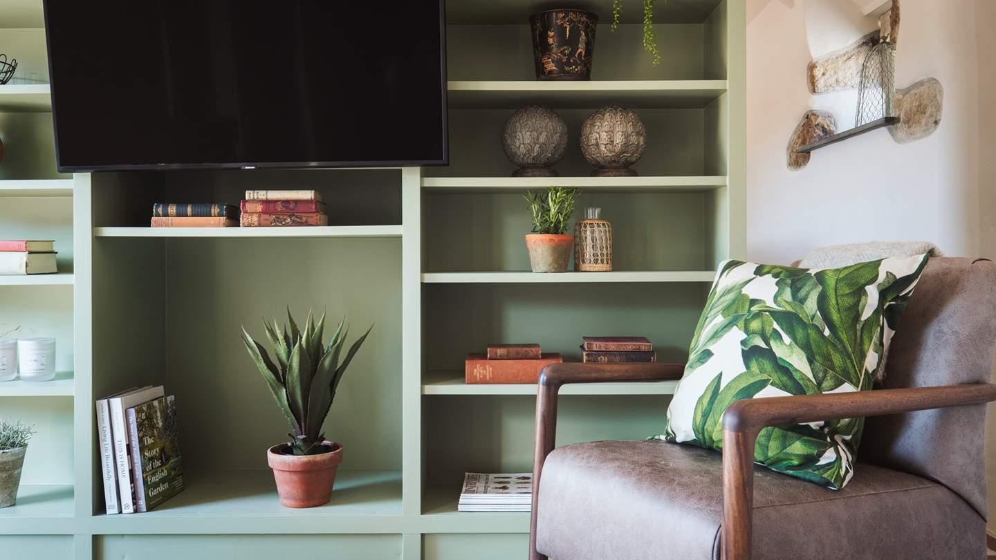 There’s a Smart TV for the perfect film night with your beau