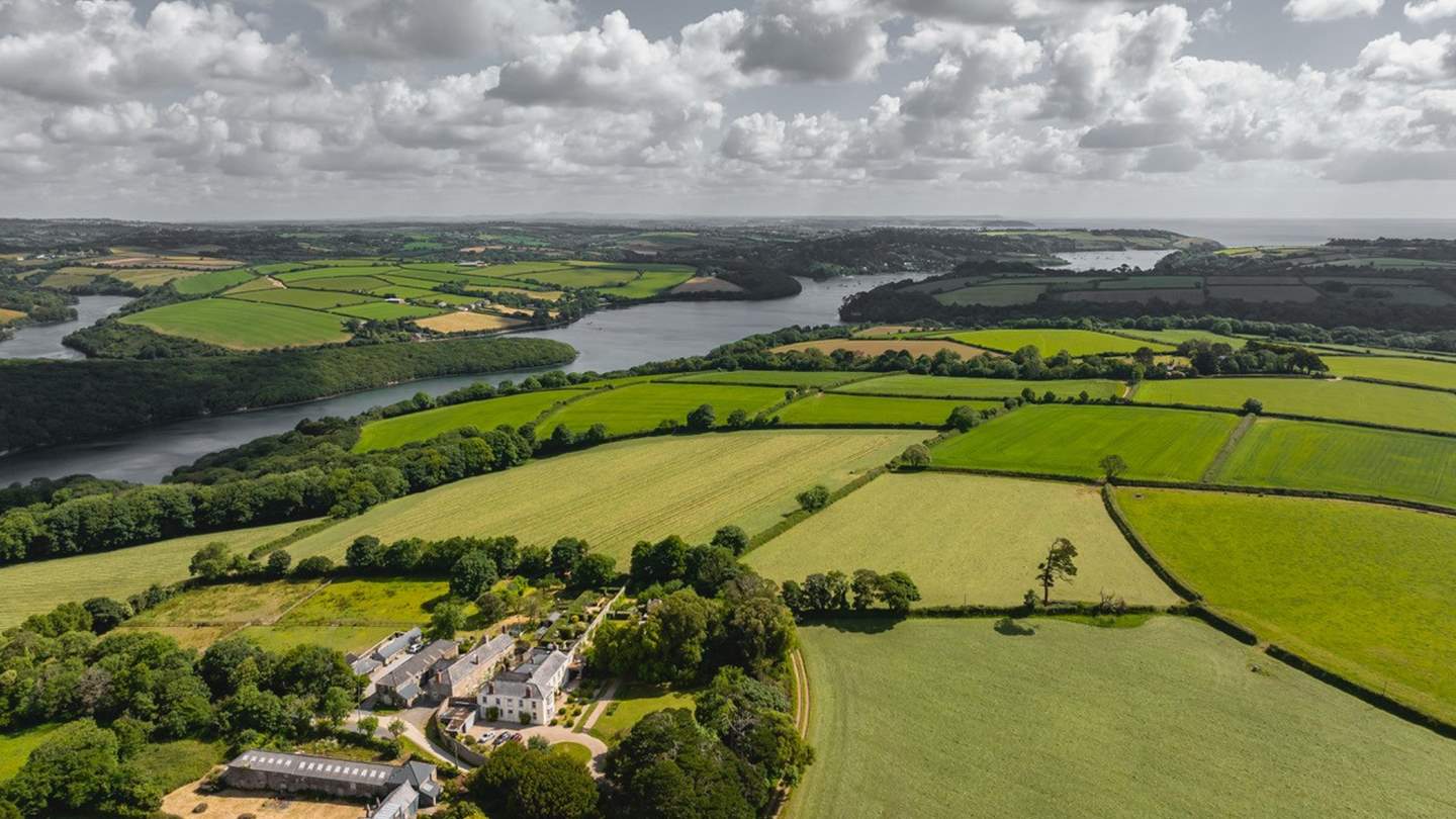 Soak up the breath-taking scenery surrounding Trepigge 