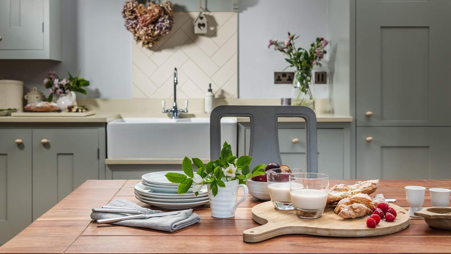 The vaulted ceiling and pale, calming tones make this a relaxing space