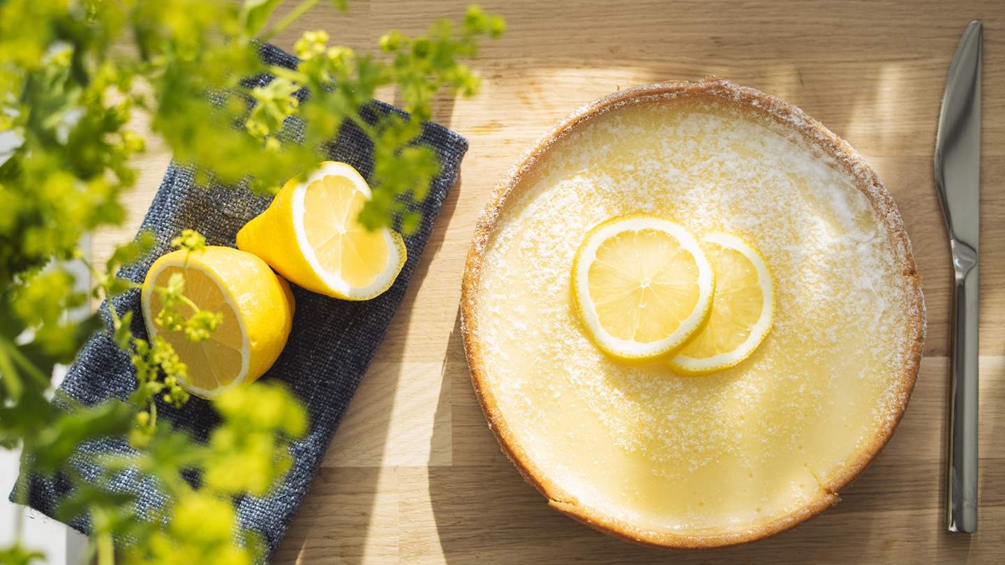 Port Isaac has plenty of places where you can pick up goodies to eat back at Sweet William