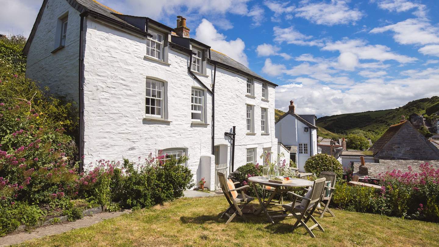 A former fisherman's cottage, the 200-year old home has today been lovingly restored by its owner