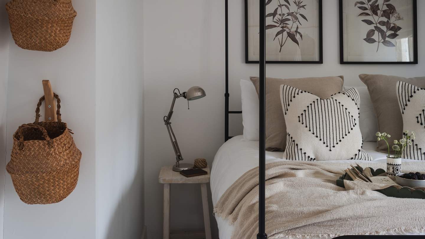 All beds come swathed in 500 thread count White Company Egyptian cotton bedding and anti-allergy pillow to ensure a blissful night's sleep