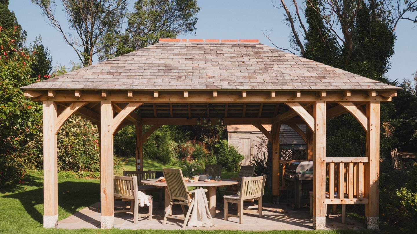 Lanherne is a characterful, inviting dog-friendly home perfect for large family gatherings or groups of friends wanting to get together