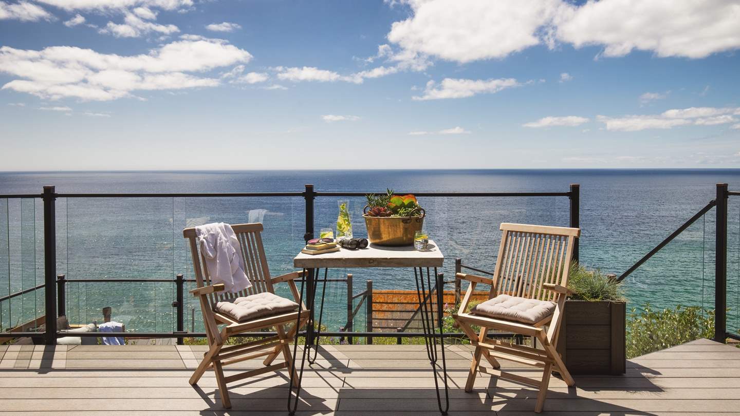 Who could ask for a better backdrop for breakfast?