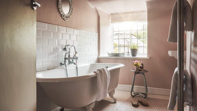 Place Barton - Sleeps 12 + cot - Exeter