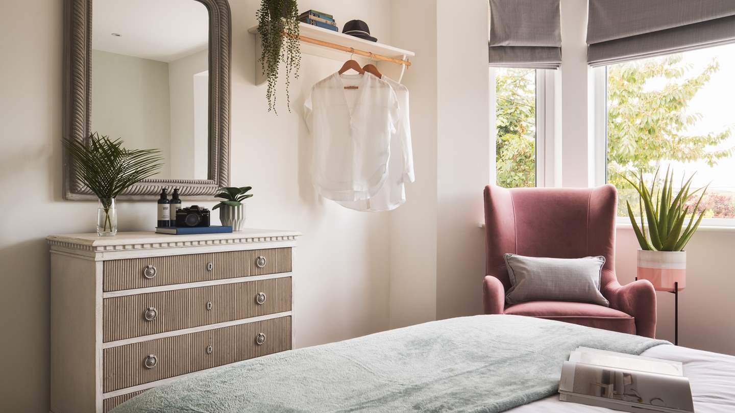 The colour palette throughout is calm and soothing, evoking a feeling of peace and tranquility