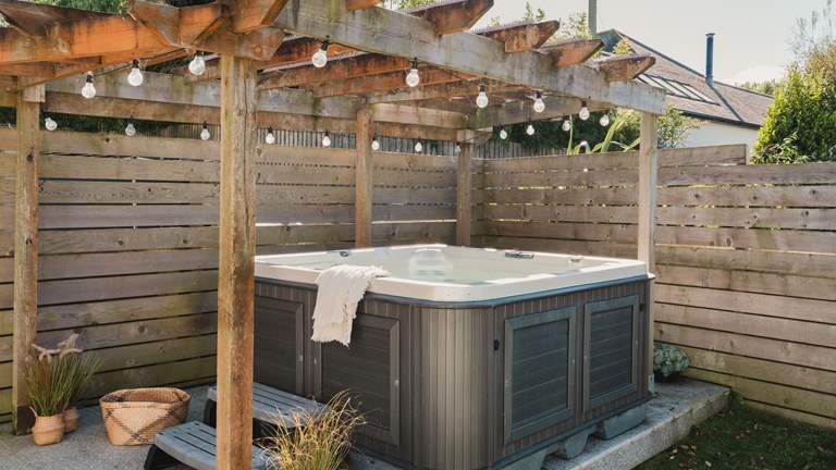 St Francis - Sleeps 10 + cot - Trevone