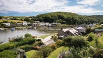 Nestled on the South Cornish coast next to the River Lerryn, Riverside Cottage is a wonderful setting to flee the everyday... 