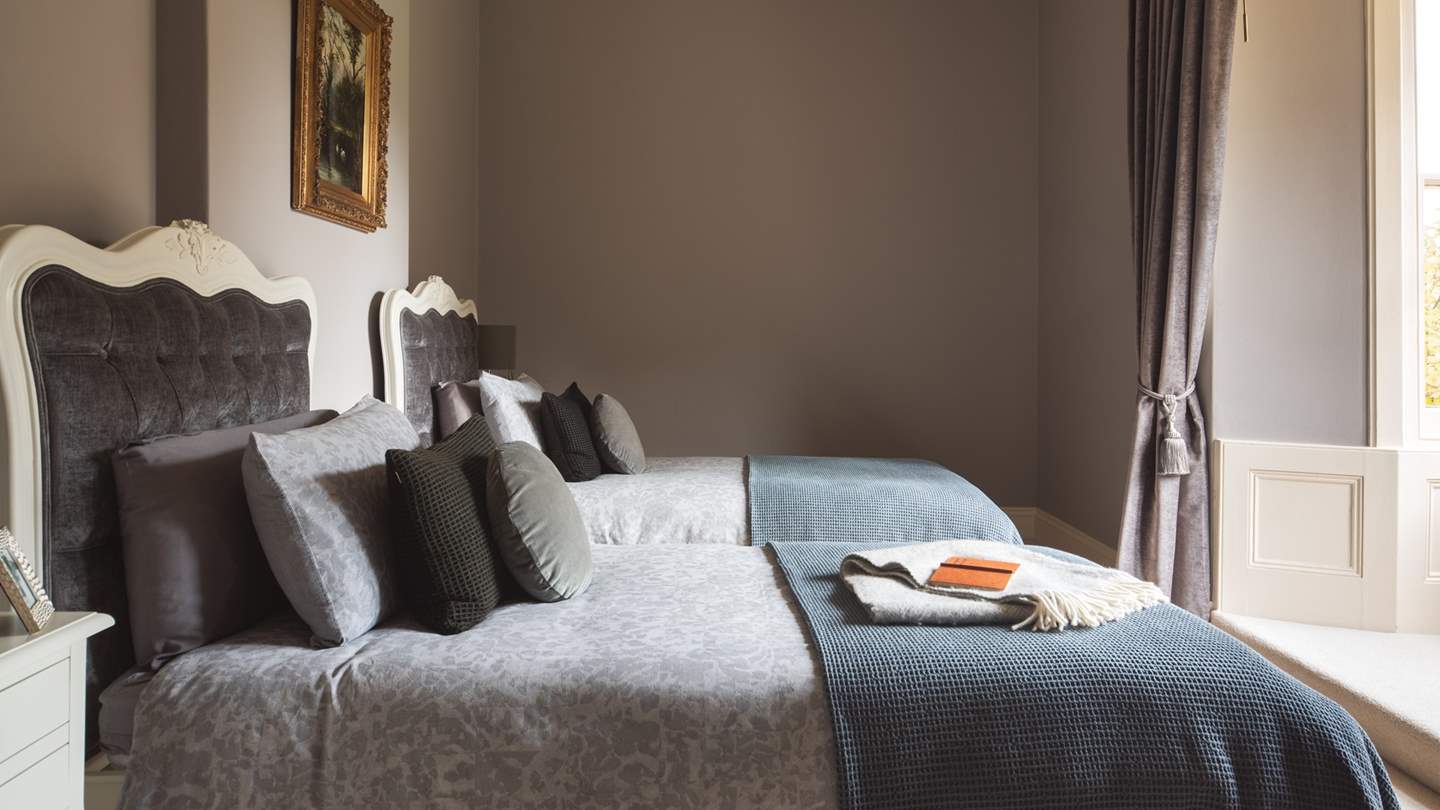 'Swan' is just perfect for little ones and has use of the main bathroom just a few steps away