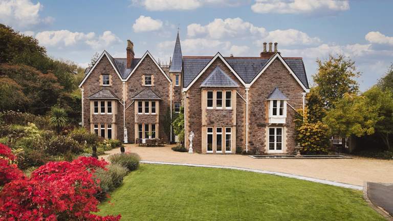 Winscombe Court - Sleeps 20 + 2 cots - Mendip Hills