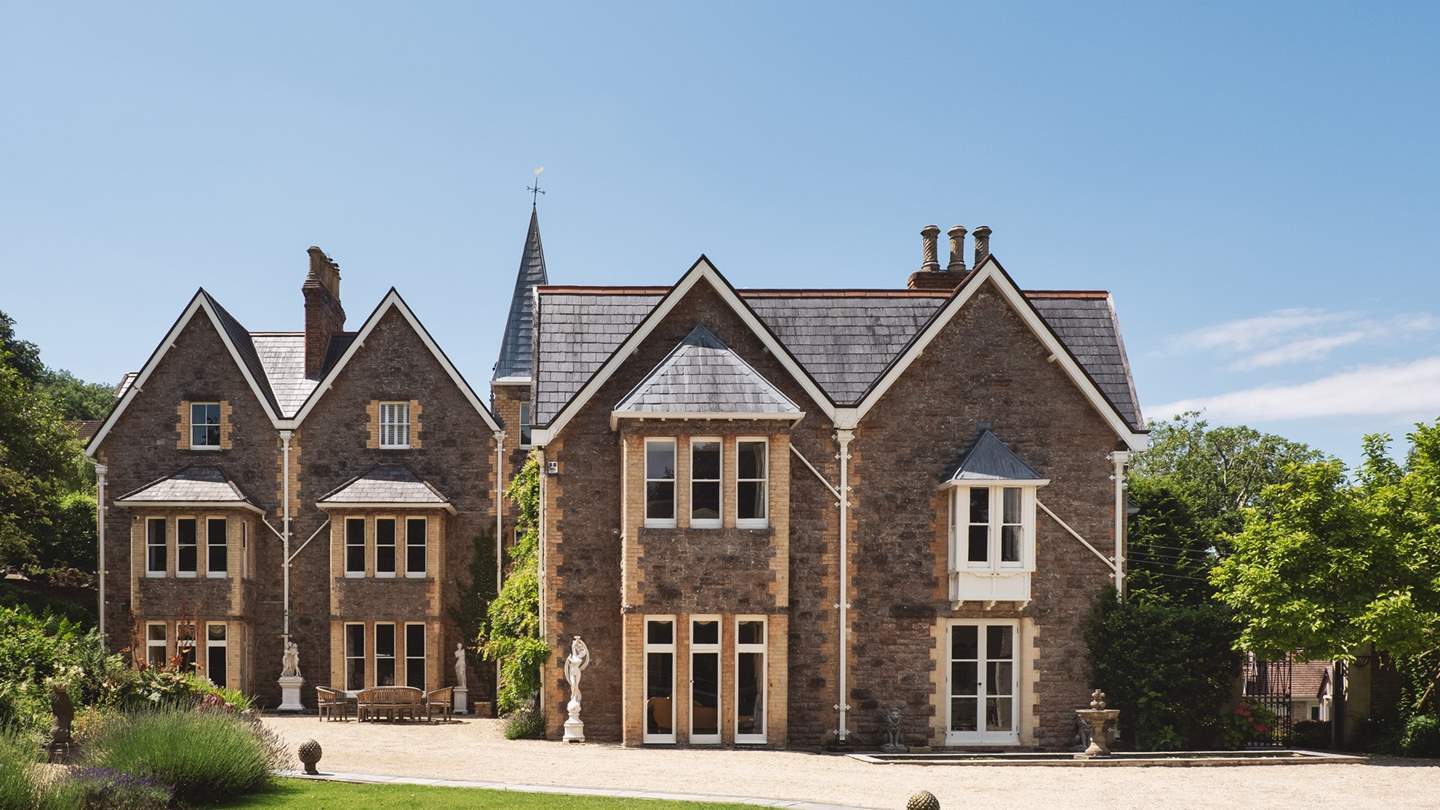 A grand escape from reality awaits at our heavenly homestay... 