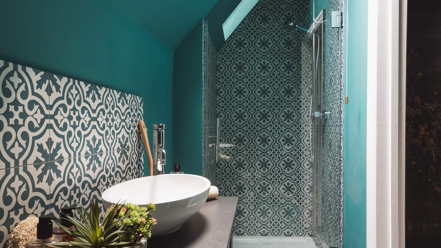 The en suite to 'Peacock'