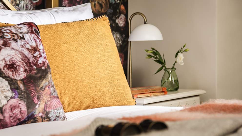 Enjoy boutique luxury at Earby House Near StowontheWold.